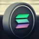 BlackRock’s BUIDL tokenized fund integrating with Solana, symbolizing institutional blockchain adoption.